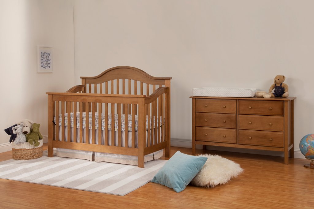 DaVinci Baby Jayden Nursery Collection: 4-in-1 Convertible Crib & Dresser
