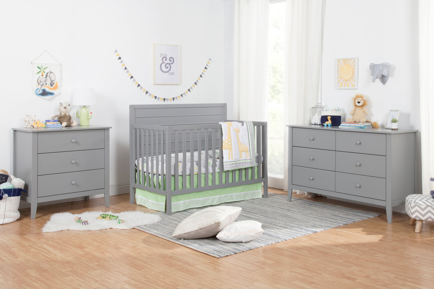 Carter's By DaVinci Morgan Nursery Collection: 4-in-1 Convertible Crib & Dressers