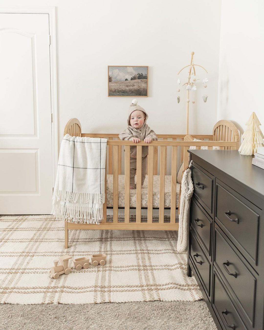 Image of Beau 3-in-1 Convertible Crib