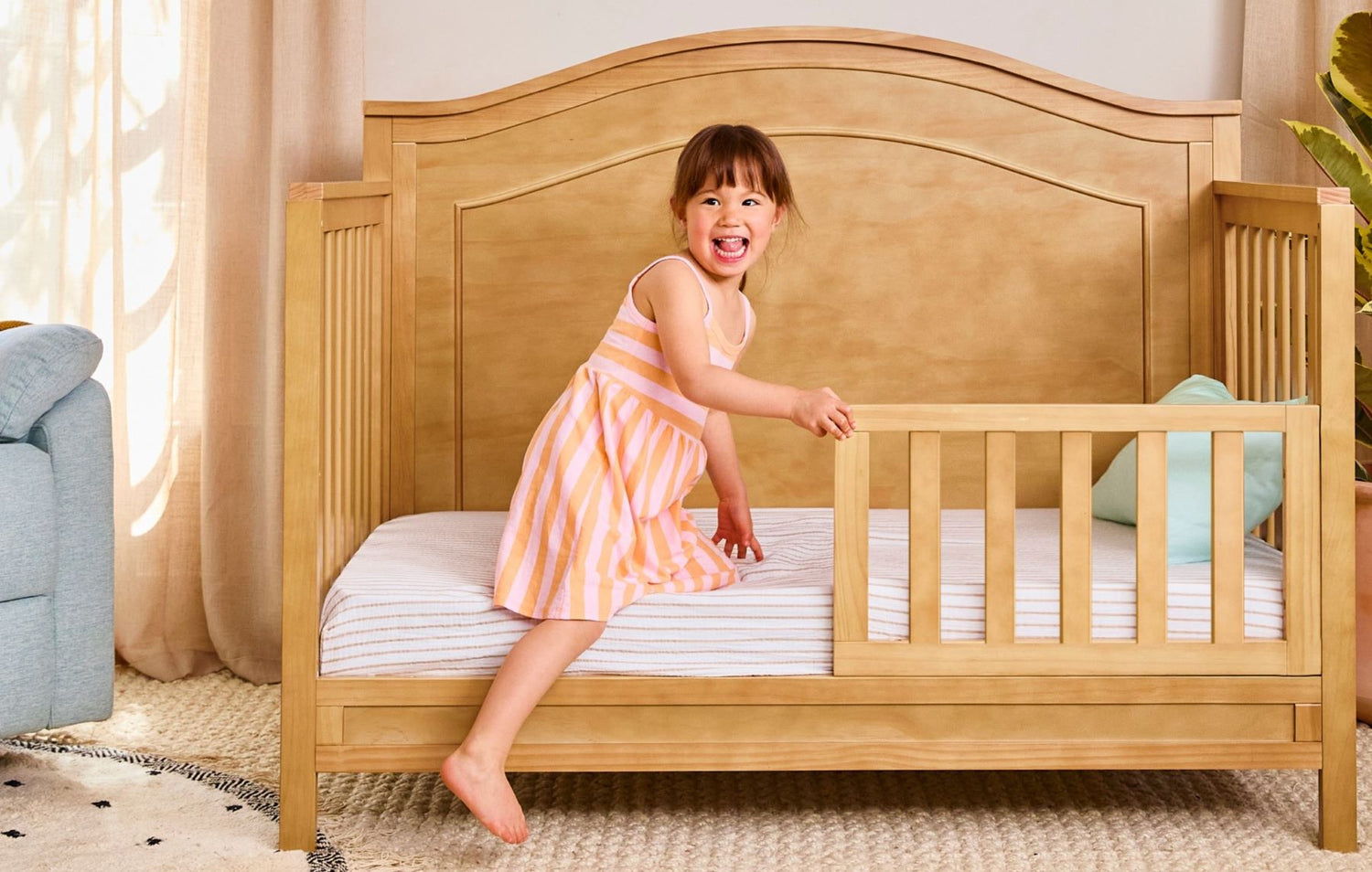 Image of Kid and Charlie 4-in-1 Convertible Crib