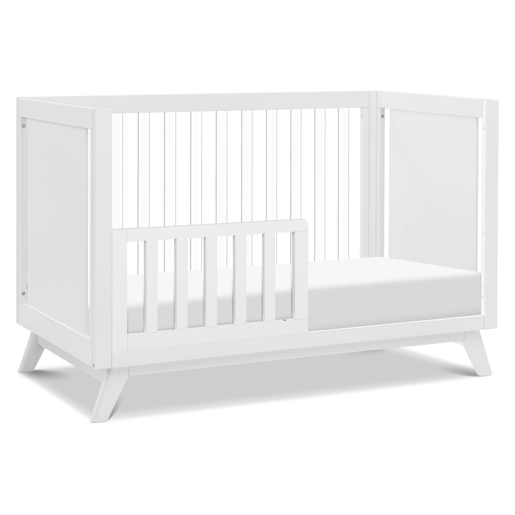 M22501WK,Otto 3-in-1 Convertible Crib in White/Acrylic