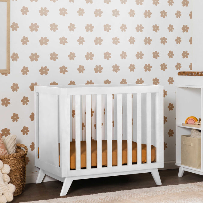 M22598W,DaVinci,Otto 3-in-1 Convertible Mini Crib with 4 Mattress in White