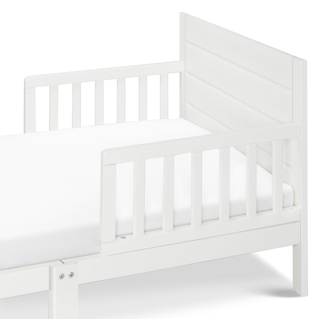 M0710W,Modena Toddler Bed in White Finish