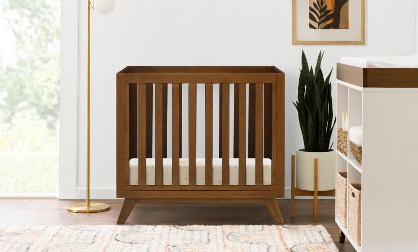Mini crib in store outlet