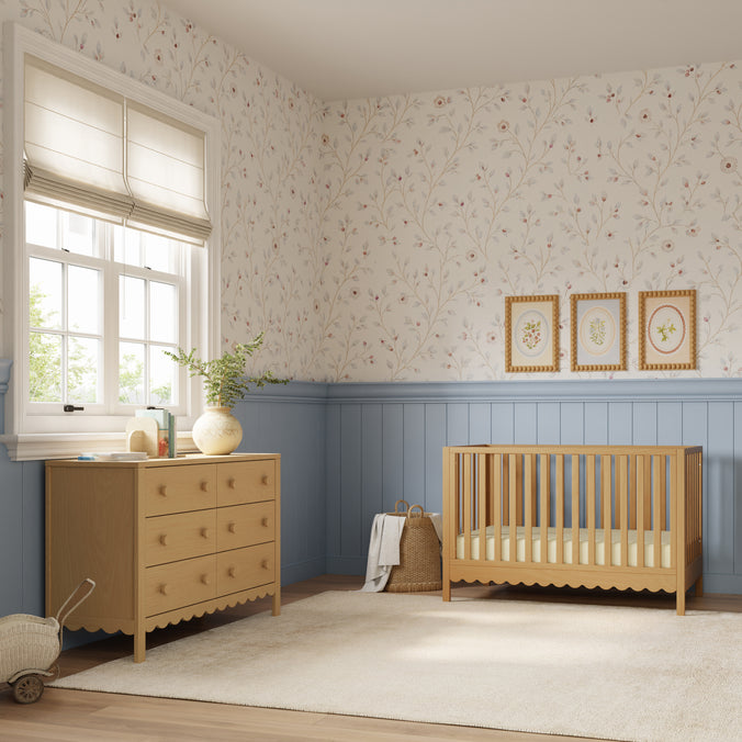 M27826HY,DaVinci,Sammy Scallop 6-Drawer Dresser in Honey