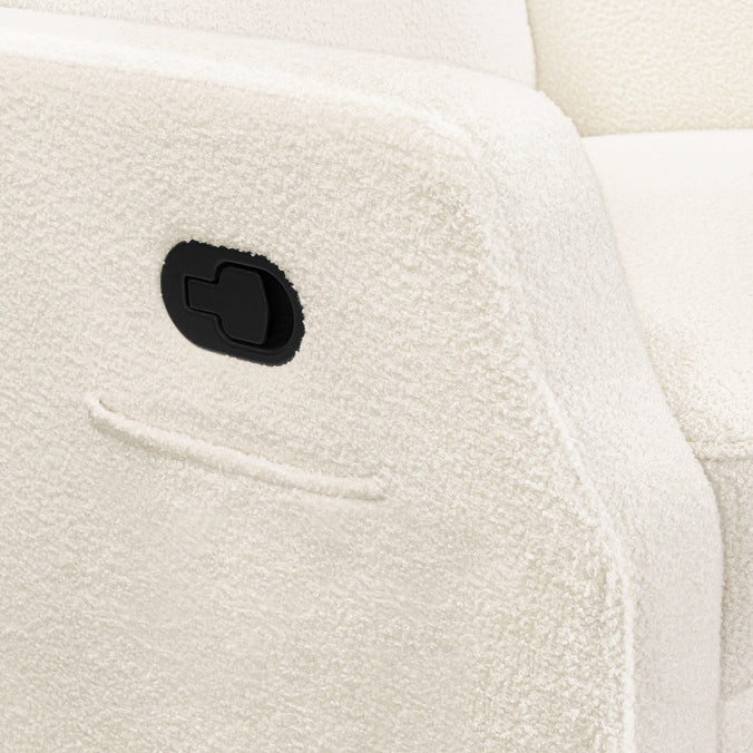 M33187CCB,DaVinci,Lucas Pillowback Swivel Recliner in Cozy Cream Boucle