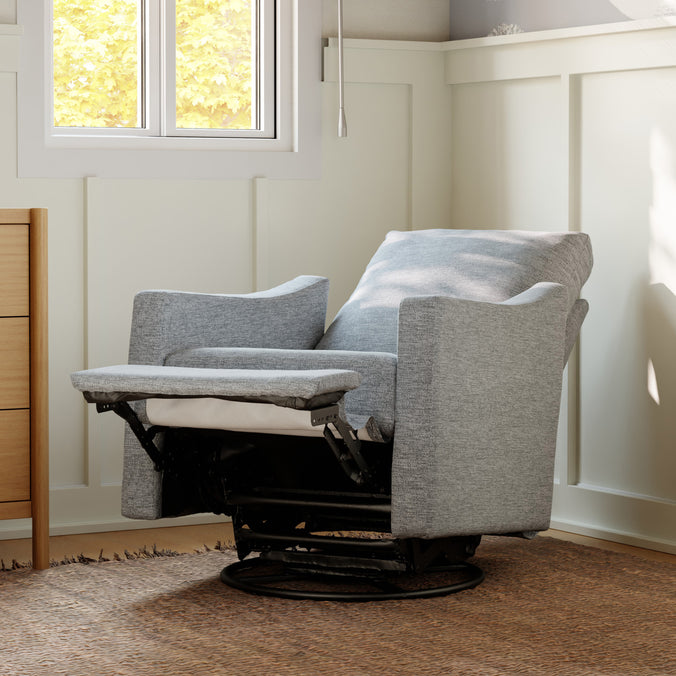 M33887FTG,DaVinci,Jonah Swivel Recliner in Frost Grey