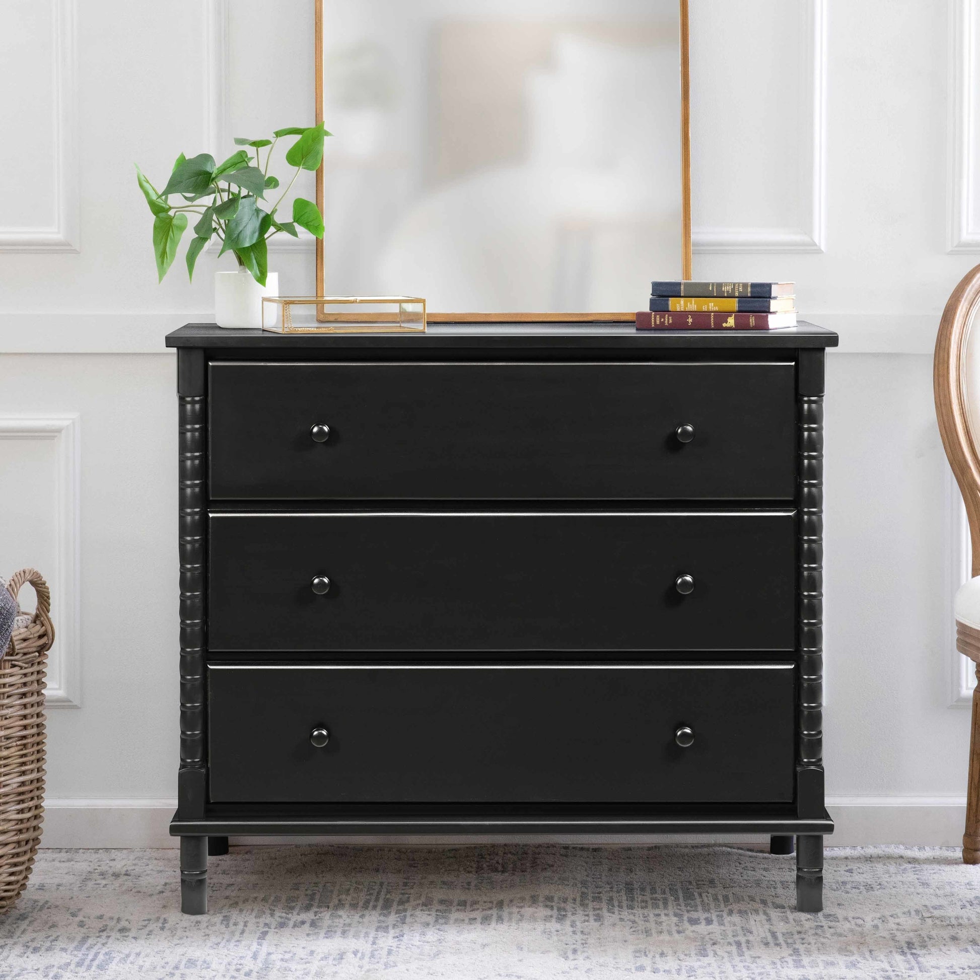 Jenny Lind Spindle 3-Drawer Dresser – DaVinci Baby Jenny Lind Spindle 3-Drawer Dresser – DaVinci Baby