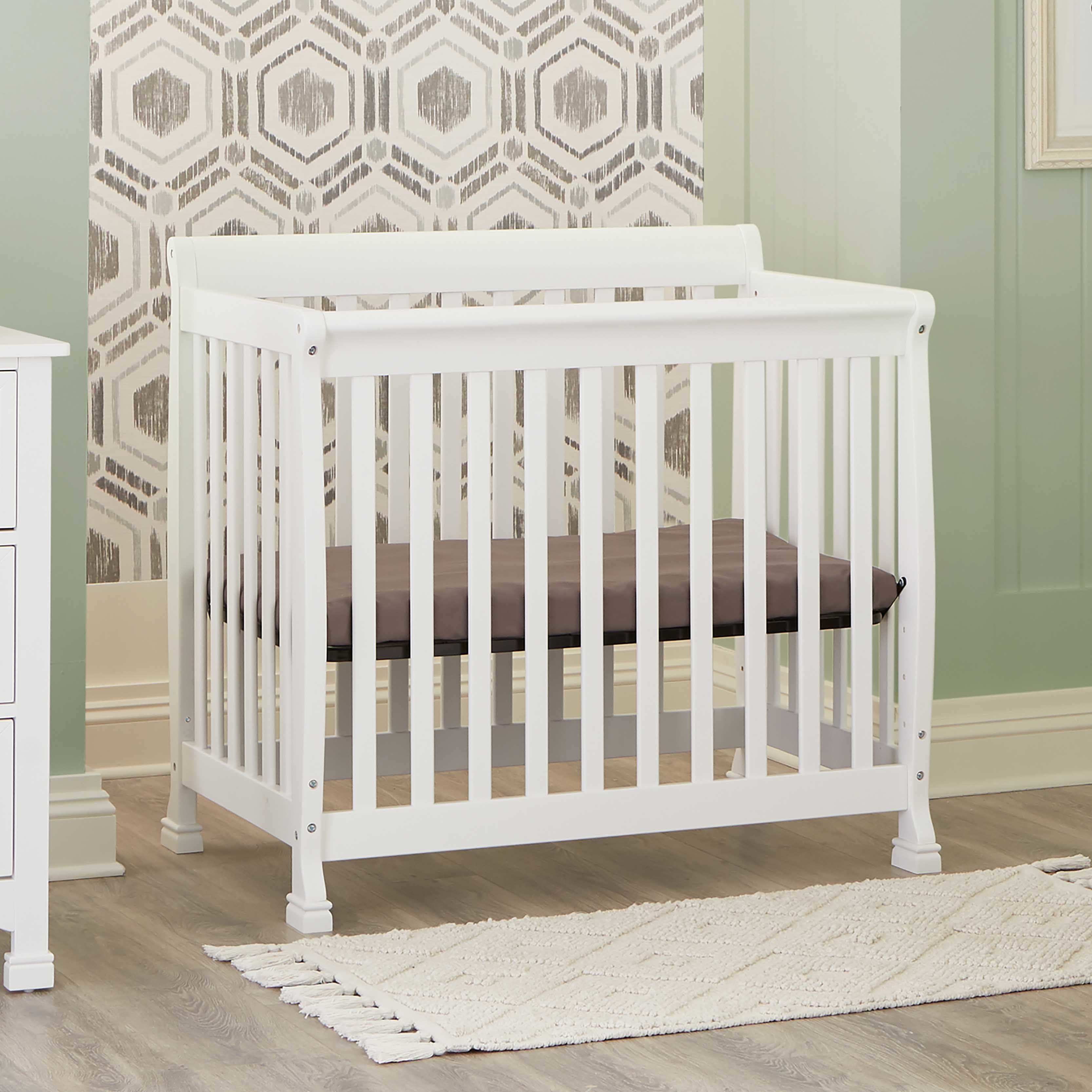 Kalani 4 in 1 Convertible Mini Crib DaVinci Baby