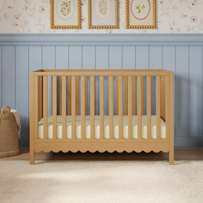 Sammy Scallop 4-in-1  Convertible Crib