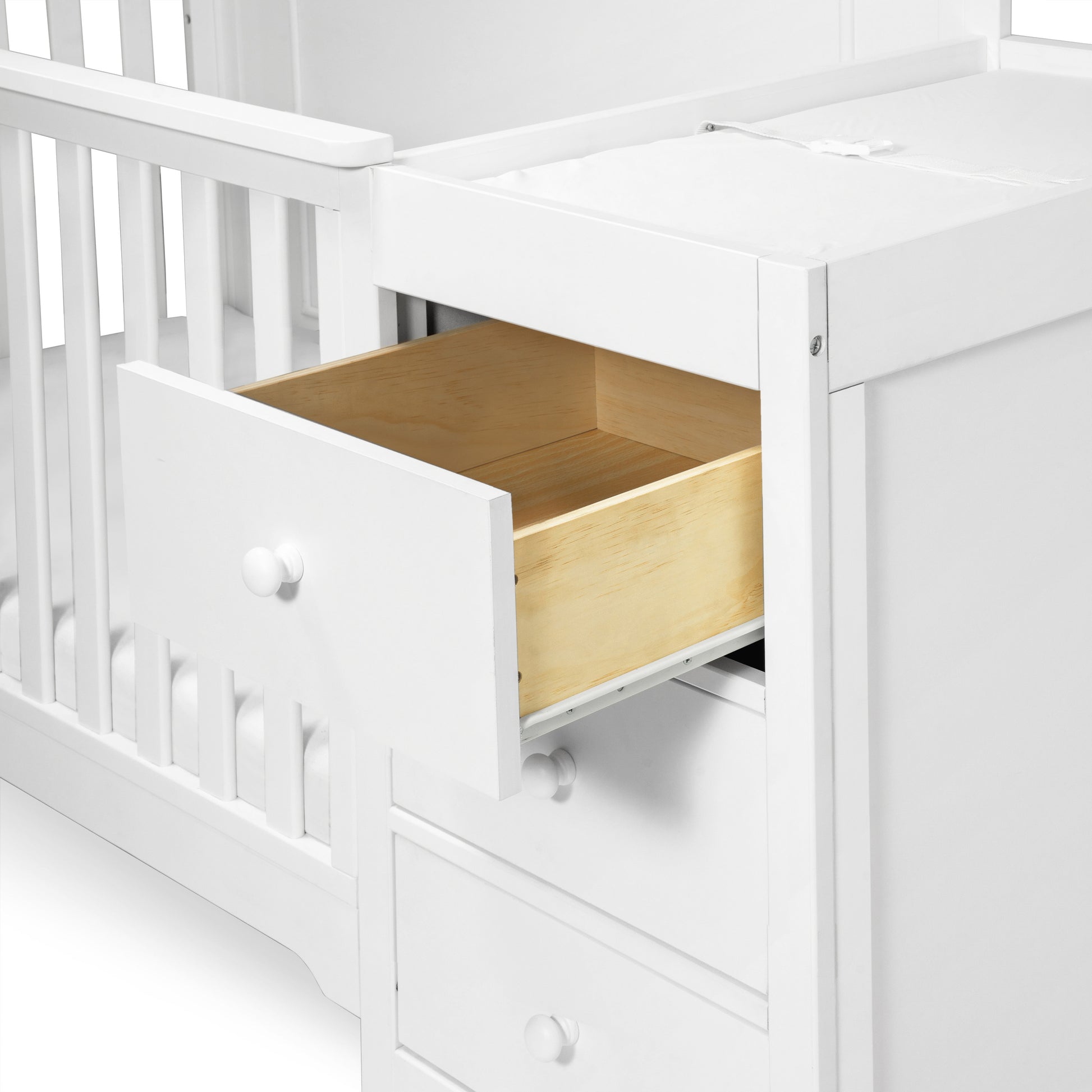 F14991W,Carter's,Dakota 4-in-1 Crib and Changer Combo in White