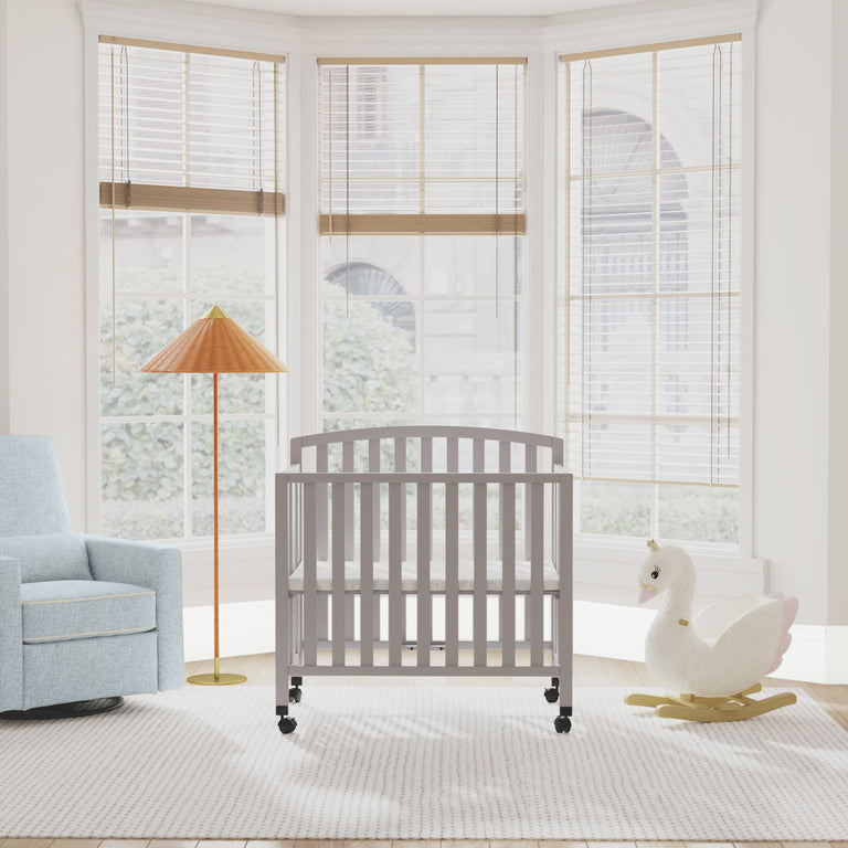 Dylan Folding Portable 3-in-1 Mini Crib