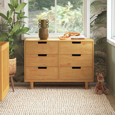 W4926HY,DaVinci,Marley 6-Drawer Double Dresser in Honey