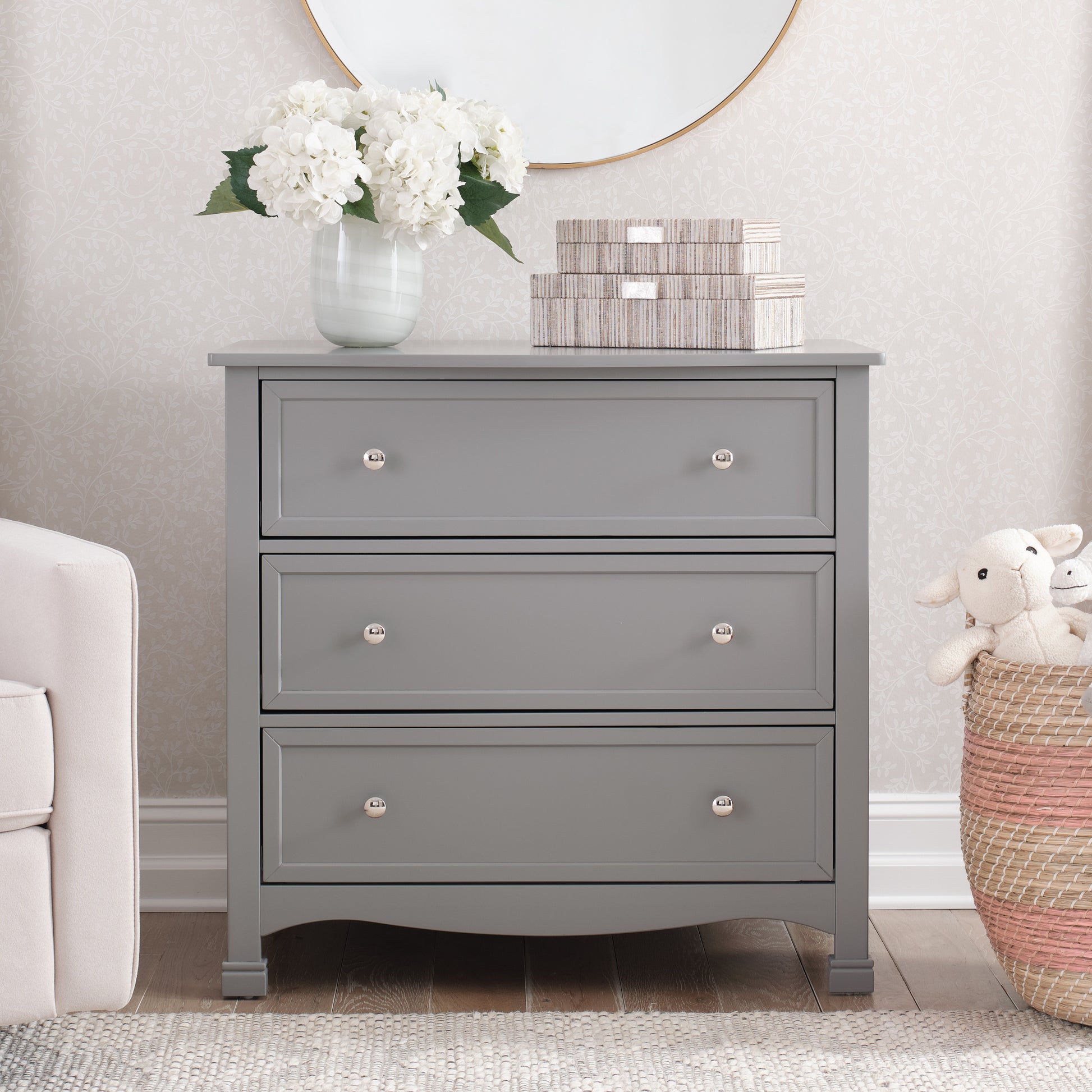 M5523G,DaVinci,Kalani 3-Drawer Dresser in Grey Finish