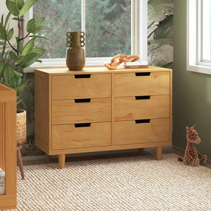 W4926HY,DaVinci,Marley 6-Drawer Double Dresser in Honey