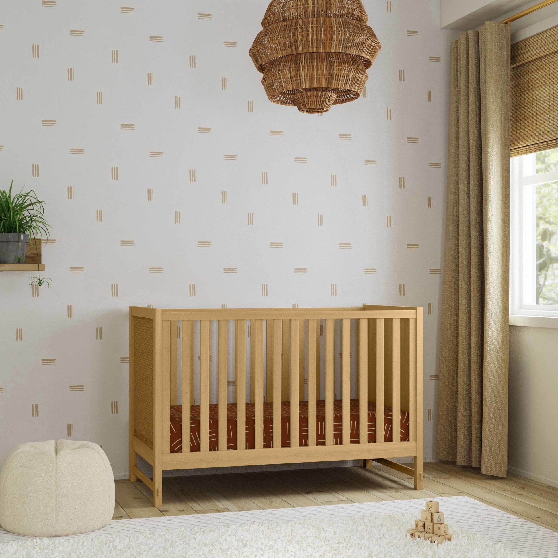 M24901HY,DaVinci,Margot 3-in-1 Convertible Crib in Honey