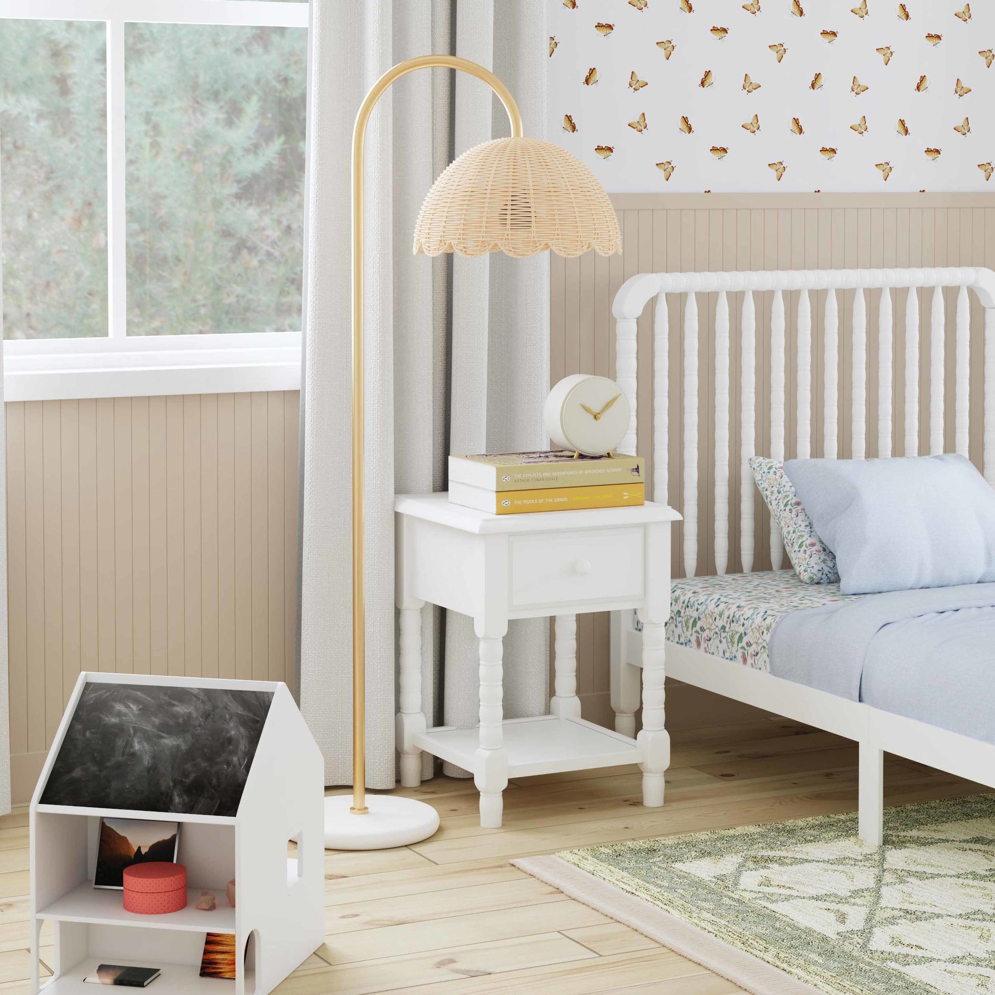 M7360W,DaVinci,Jenny Lind Spindle Nightstand in White