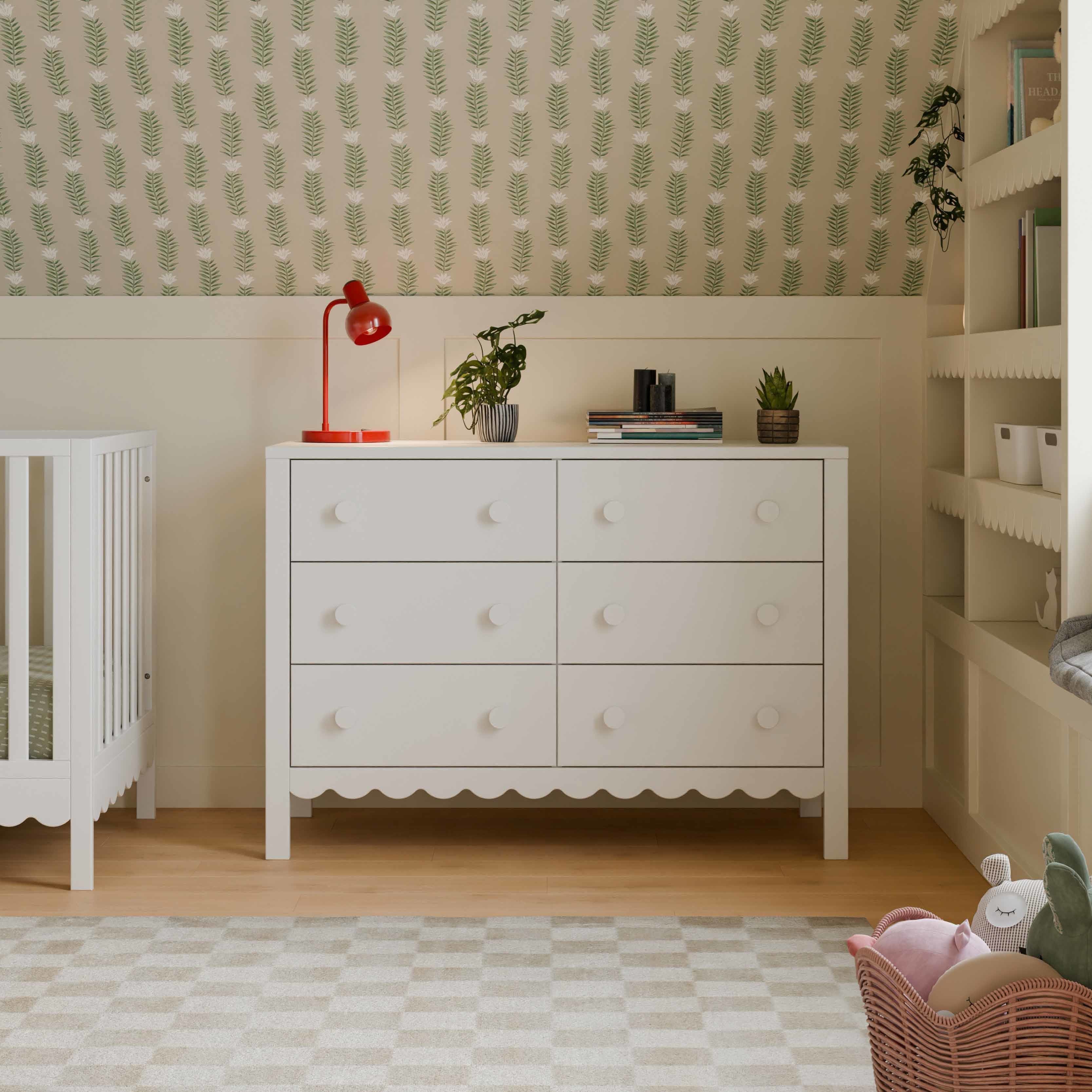 DaVinci Sammy Scallop 6-Drawer Dresser – DaVinci Baby