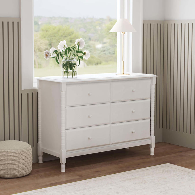 M7326W,DaVinci,Jenny Lind Spindle 6-Drawer Dresser in White