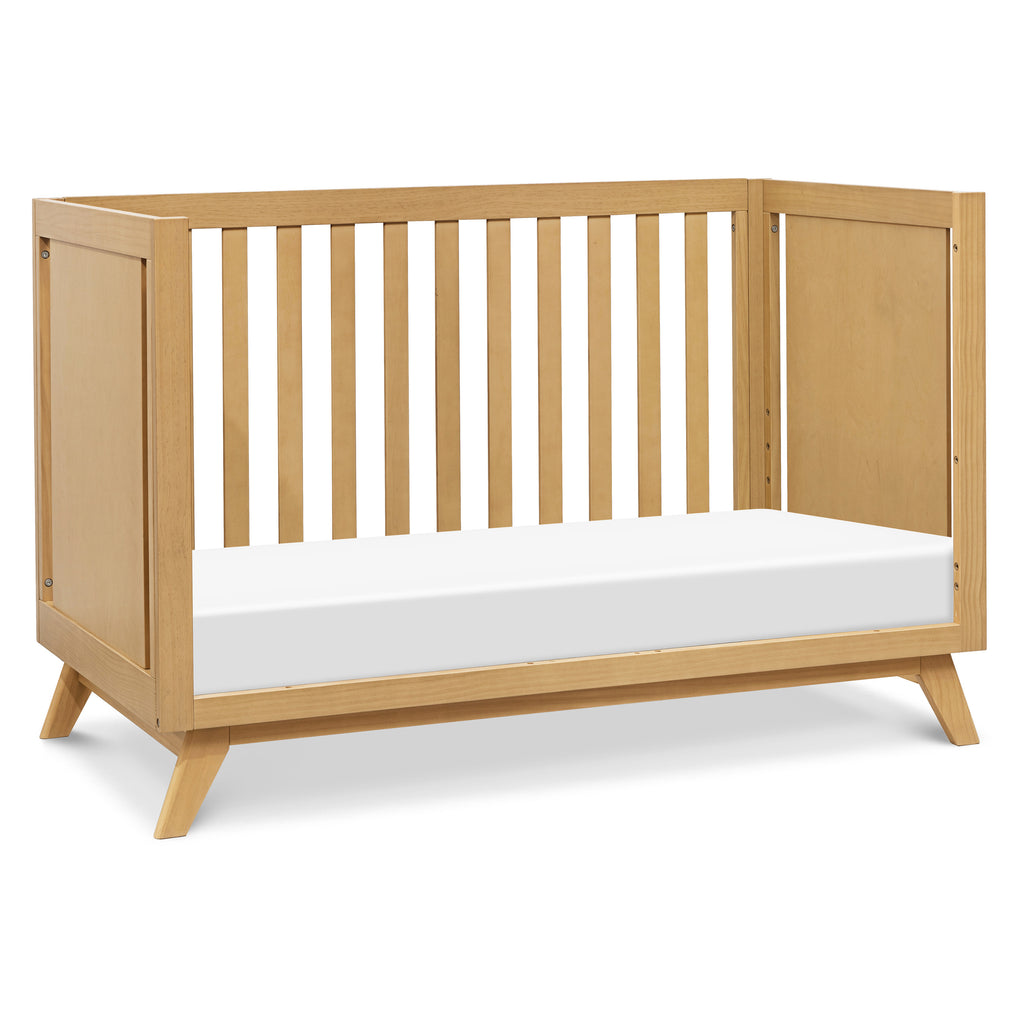 M22501HY,Otto 3-in-1 Convertible Crib in Honey