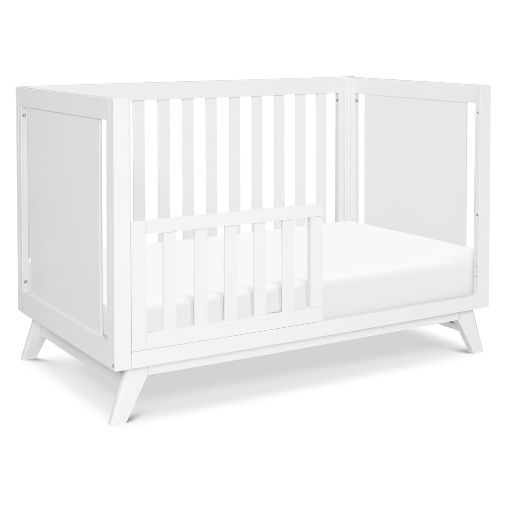 M22501W,Otto 3-in-1 Convertible Crib in White