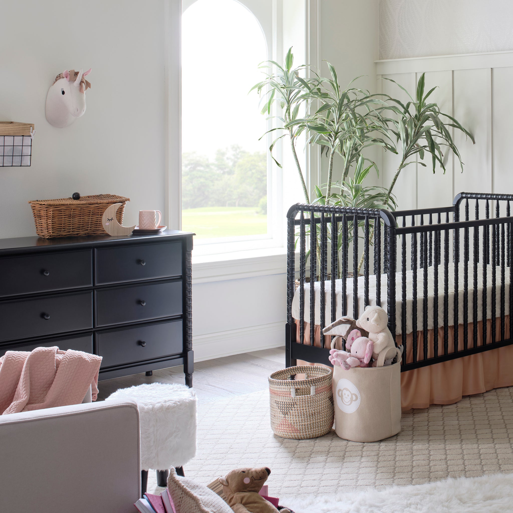 Jenny Lind Spindle 6-Drawer Dresser – DaVinci Baby