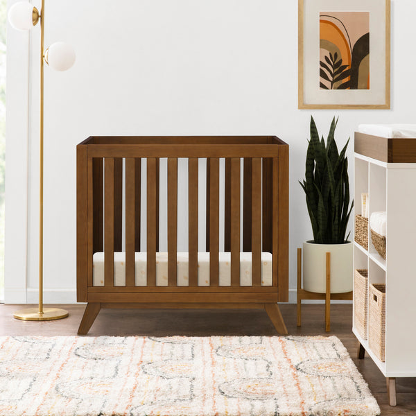 M22598L,Otto 3-in-1 Convertible Mini Crib with 4 Mattress