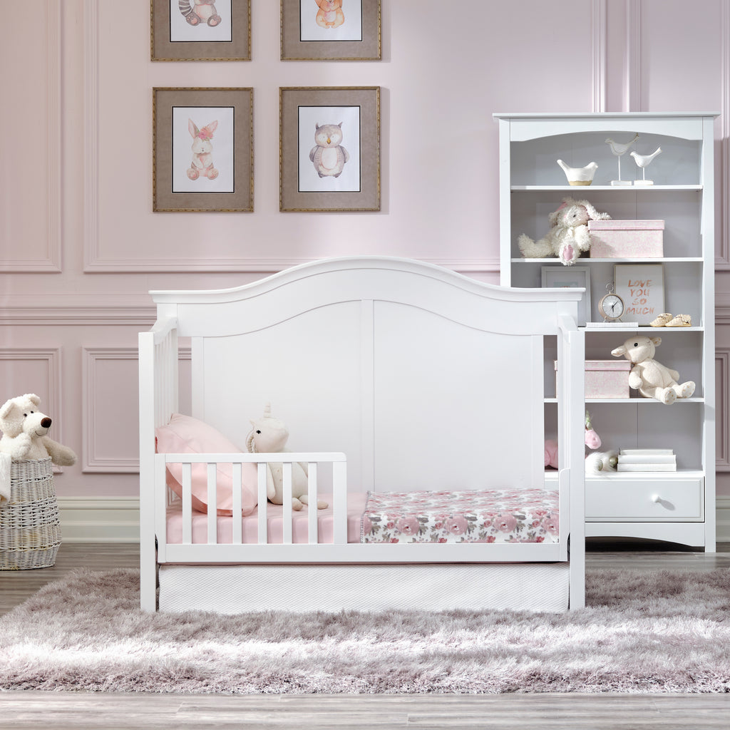 M4501W,Meadow 4-in-1 Convertible Crib in White Finish