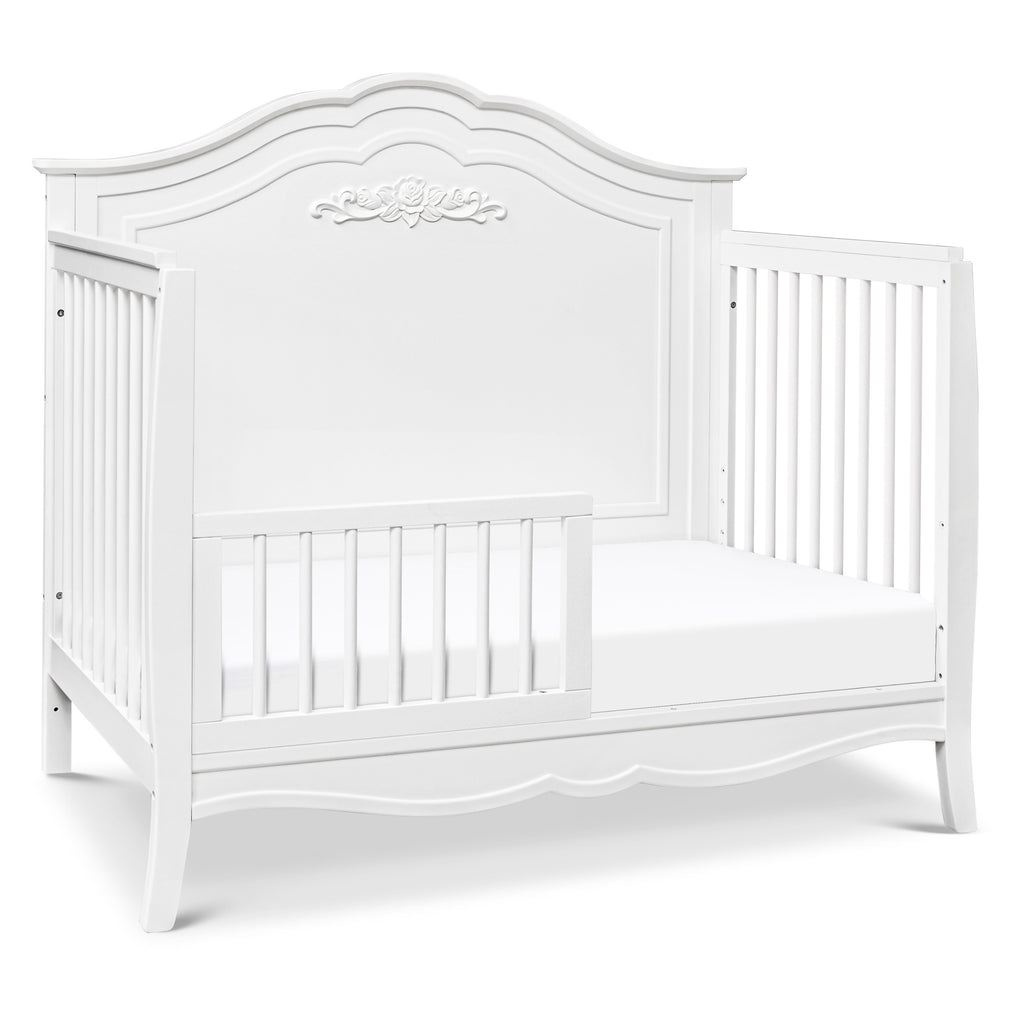 M20801W,Fiona 4-in-1 Convertible Crib in White