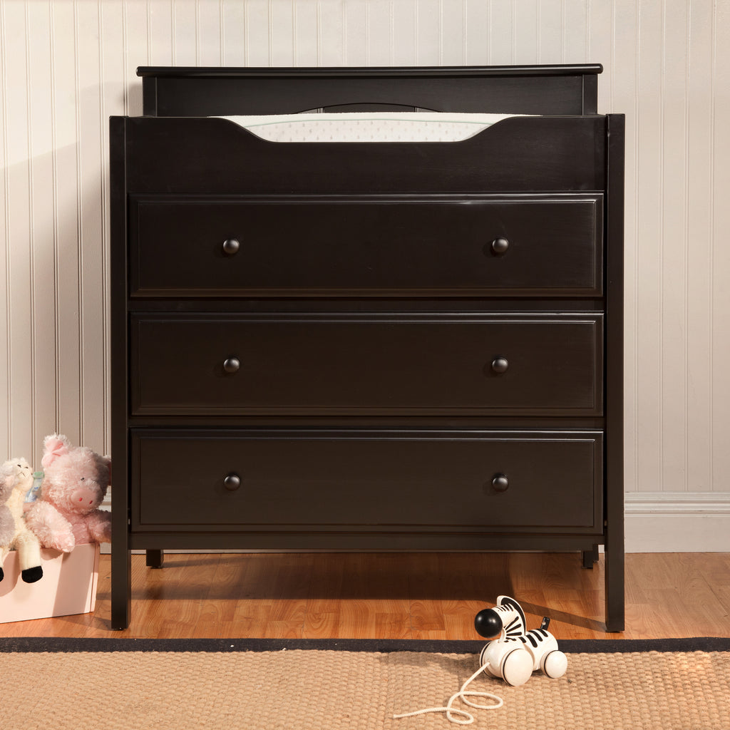 Easy Ways To Enhance Kids' Dressers With Drawer Liners - The