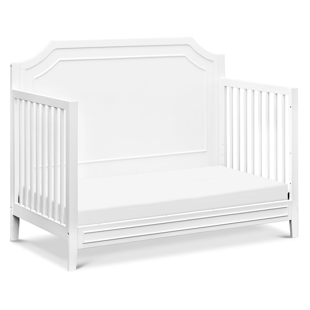M11441W,Chloe Regency 4-in-1 Convertible Crib in White